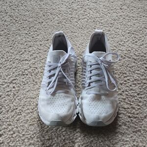 Women's White On Clouds